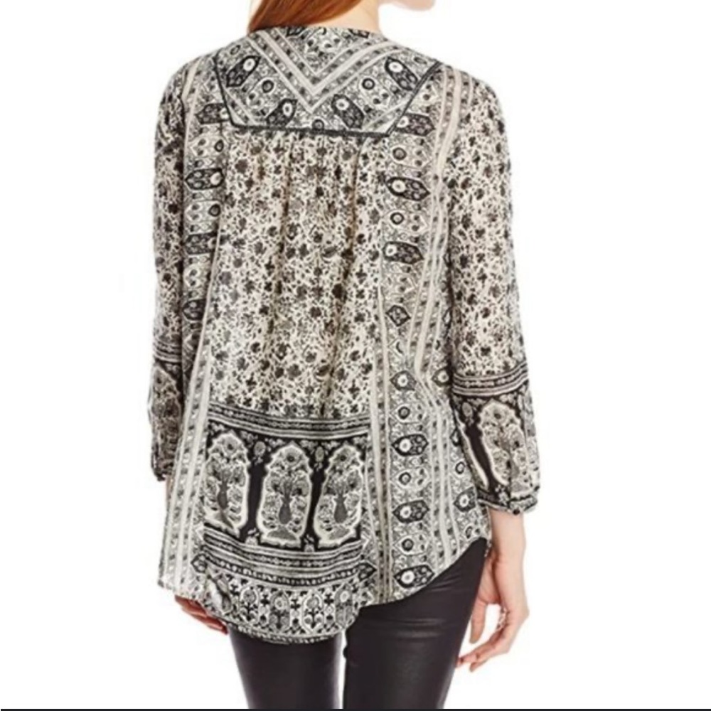 Lucky Brand Leah Black Gray Floral Boho Peasant Long Sleeve Blouse Size Small - Picture 2 of 7